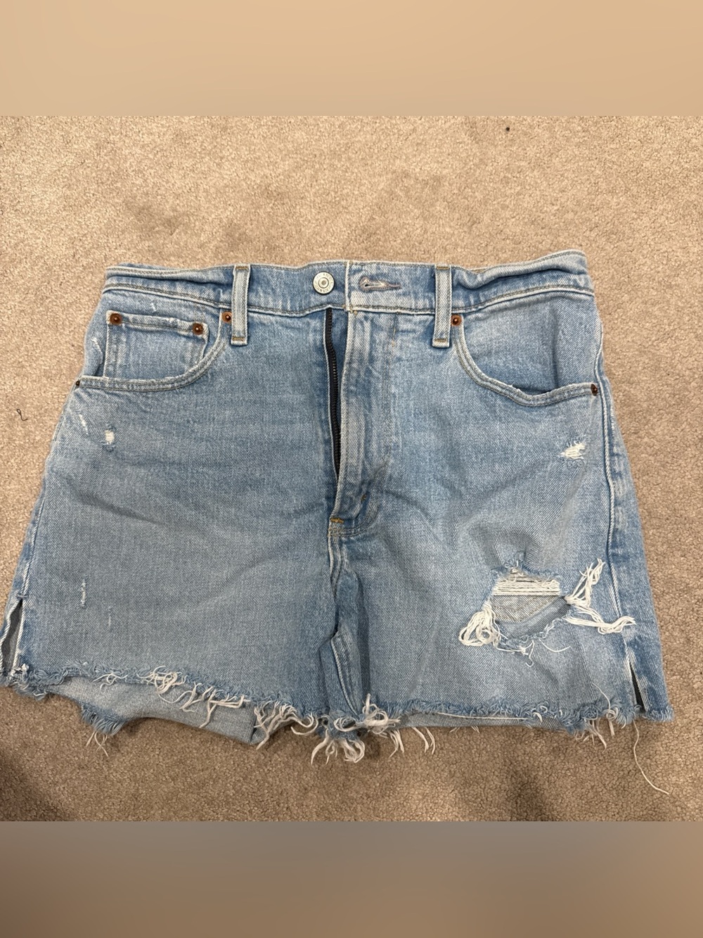 Abercrombie & Fitch 4” Mom High rise short